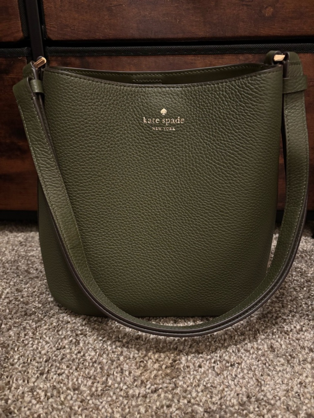 kate spade olive green pebbled leather shoulder bag with gold logo